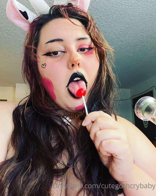 I’d rather have something else in my mouth 🥺🍒🔫