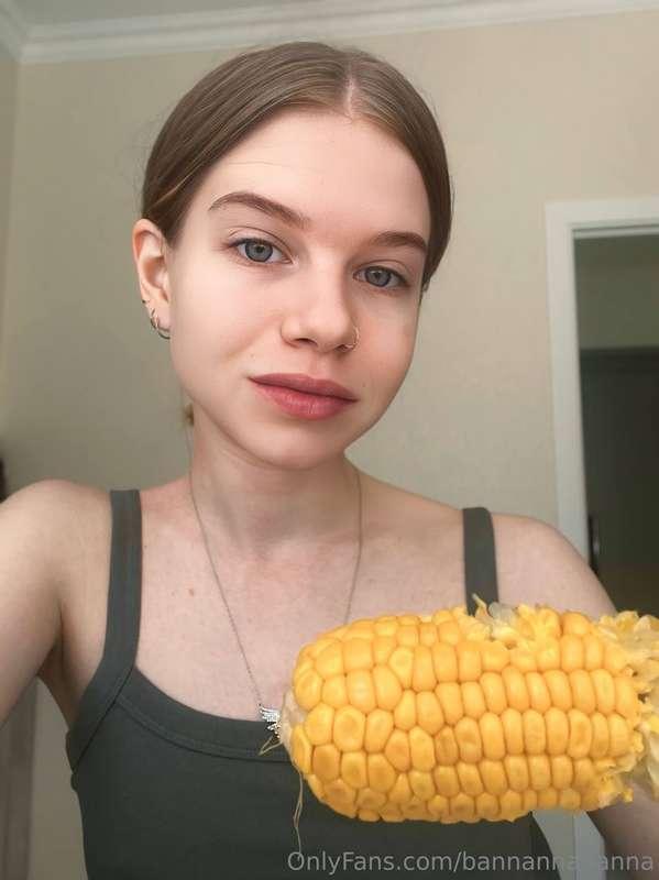 🌽 And tonight’s dinner is… corn....Some people crave sushiSo..