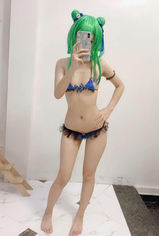 Can you guess my weight? 