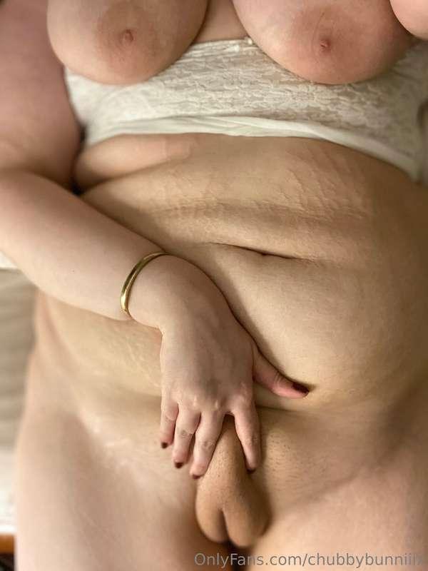 chubbybunniiix image #4