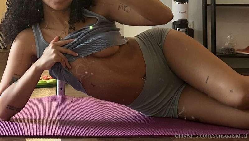 i was stretching.. but one thing led to another 😌 check ur d..