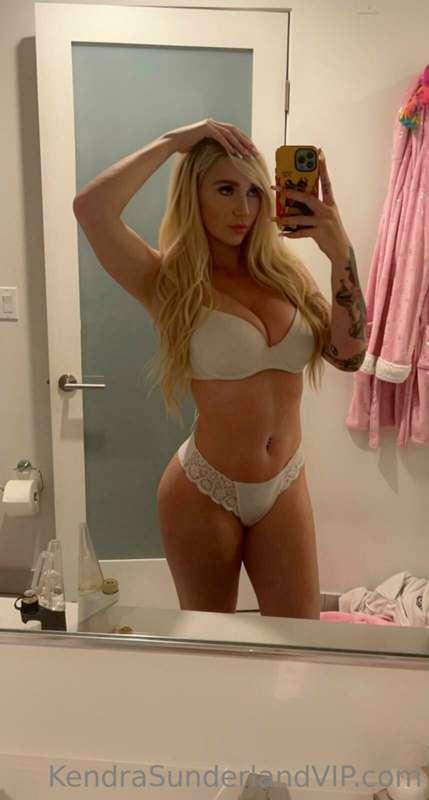 I woke up in a exxxxtra naughty mood. Can you handle all thi..