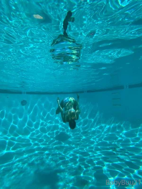 🌊 Let’s play mermaids. 🧜🏼‍♀️