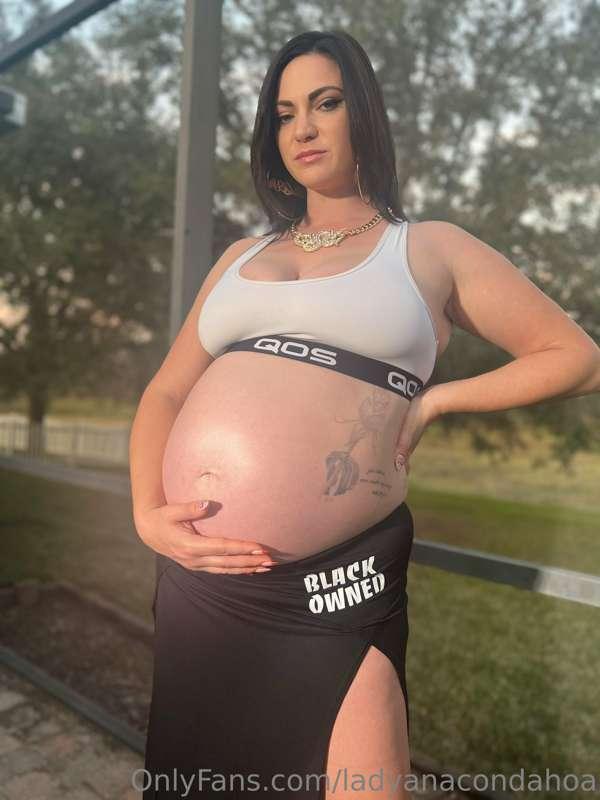 ladyanacondahoa image #2