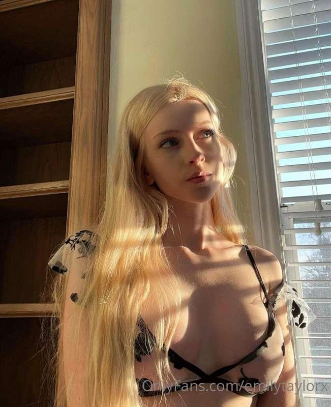 waiting for you to take it all off 💋