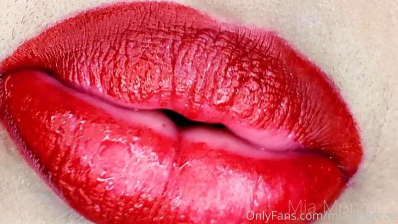 Do you like my big, red, plush lips?