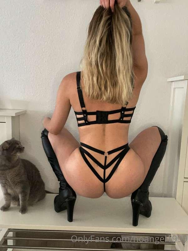 You like my pussy?😈🐈‍⬛
