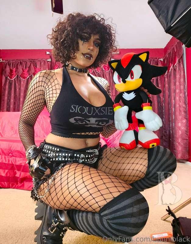 bunniblack image #0