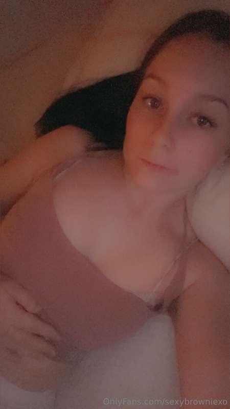 I'm bored baby! Send me a message and lets have some fun 🥰🥰