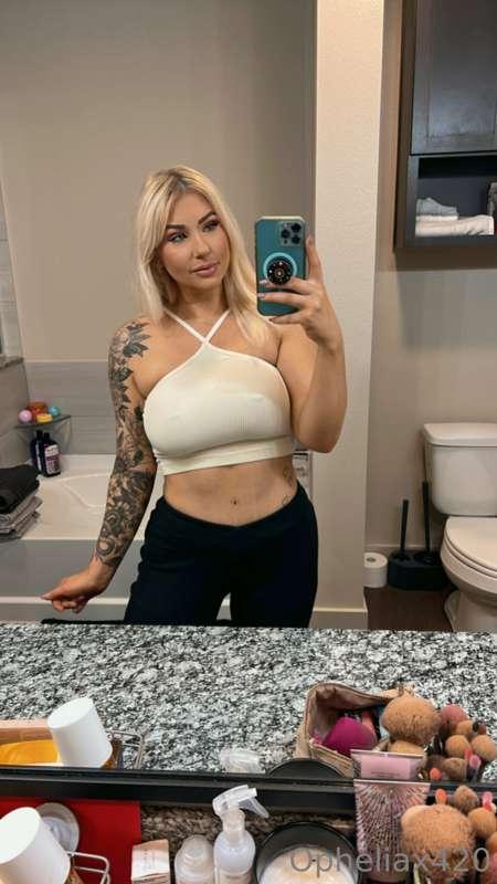 Who wants me to go live at 9:30?! That’s 45 minutes from now..