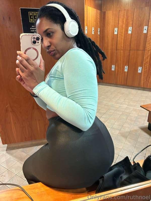 Big big you know what 😜