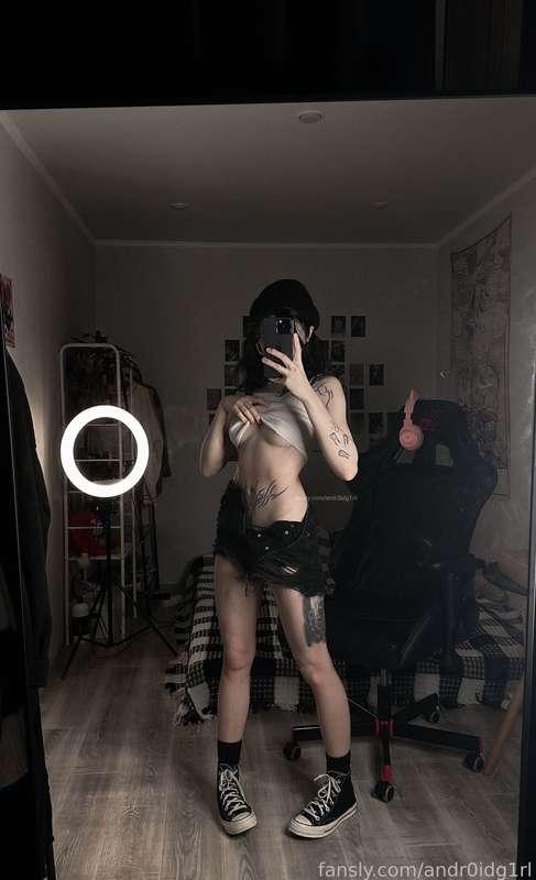 I found some old photos on my phone :3

#fyp #sport #slim #brat #badgirl #smalltits #petite #skinny 