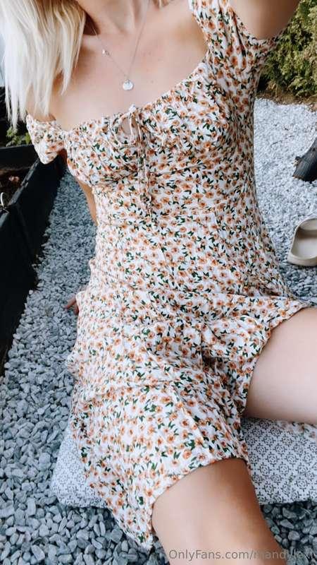 Enjoying the weekend out in the country 🌼🌞🦋 Naked under dres..
