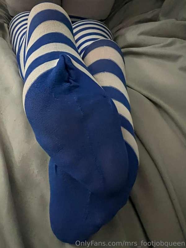 mrs_footjobqueen image #1