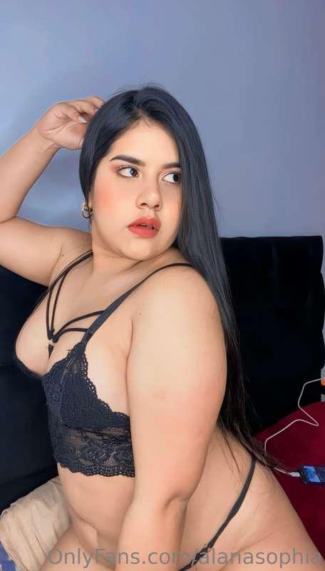 Custom videos 🔥 personalized photos 😈 as you wish papi 🥵 let..