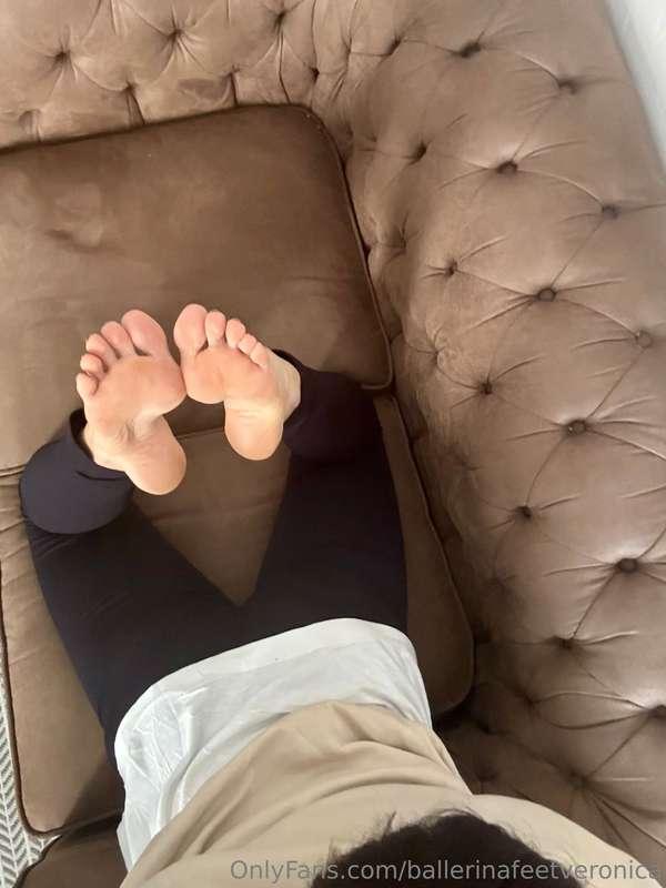 ballerinafeetveronica image #1