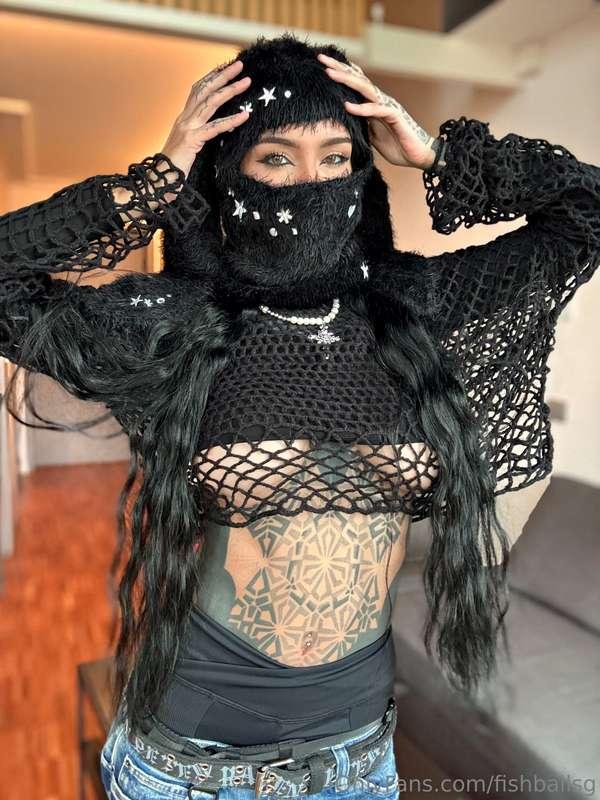 Black is the new pink 🖤