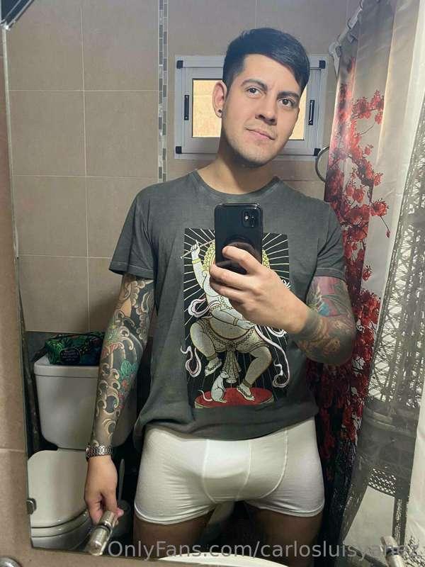 🔥   @franchescox   🔥

MY FAVORITE TATTOOED BOY 🥵

•I’M HORNY..