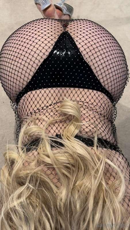 One of my favourite pics 🤤 