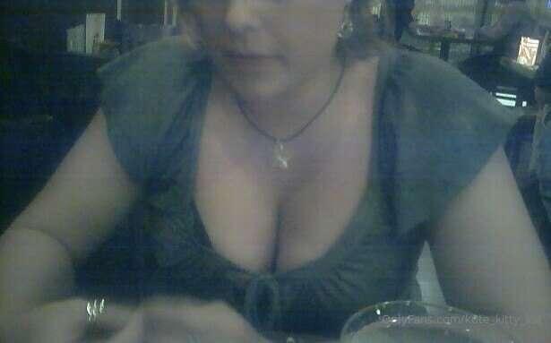 Just a few pix of Kitty on a typical day MILFing it! 😈💍💋