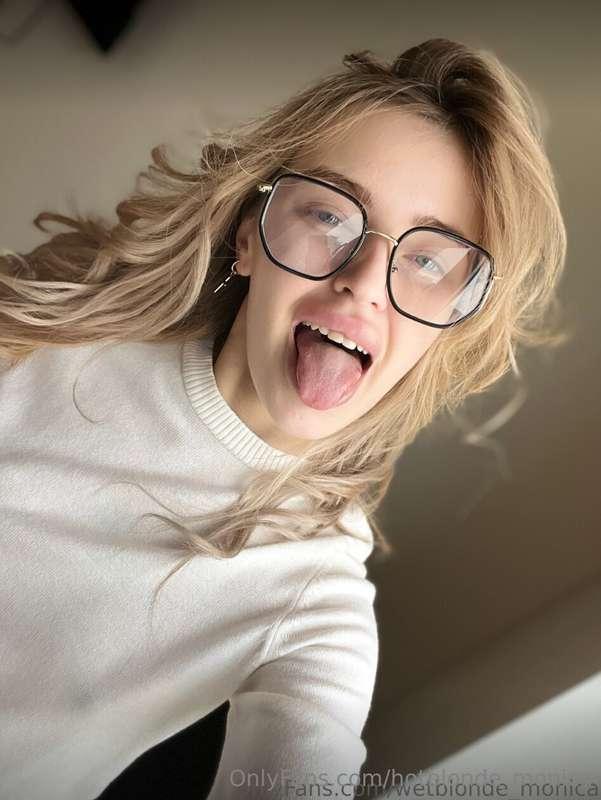 Don't miss it 👉@wetblonde_monica💞🔞She @wetblonde_monica need..