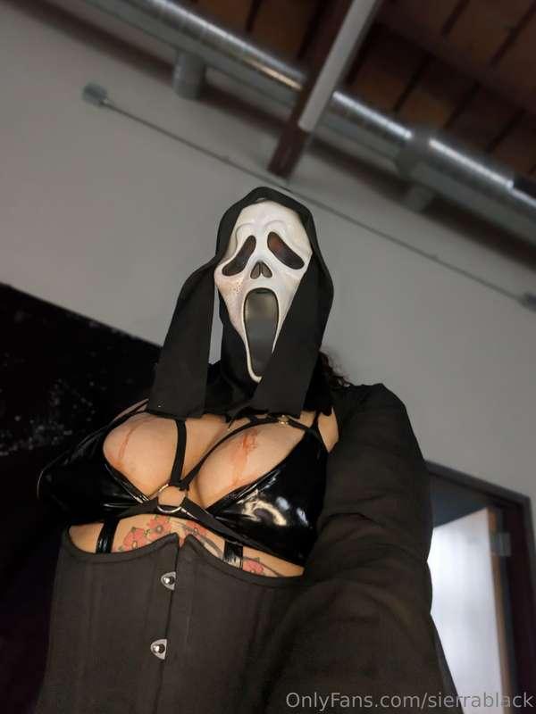 sierrablack image #29