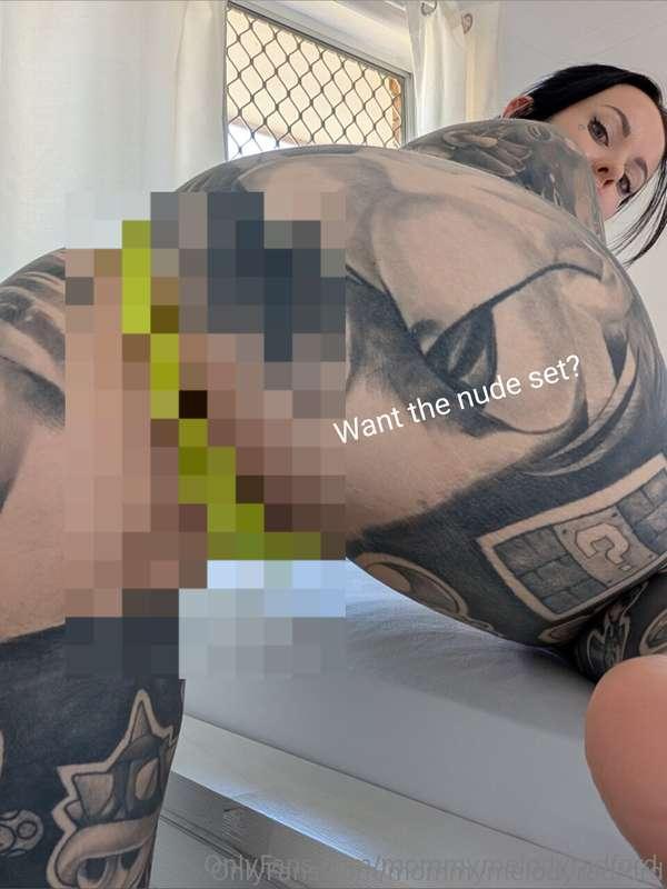 Do you like my ass? Check your inbox 