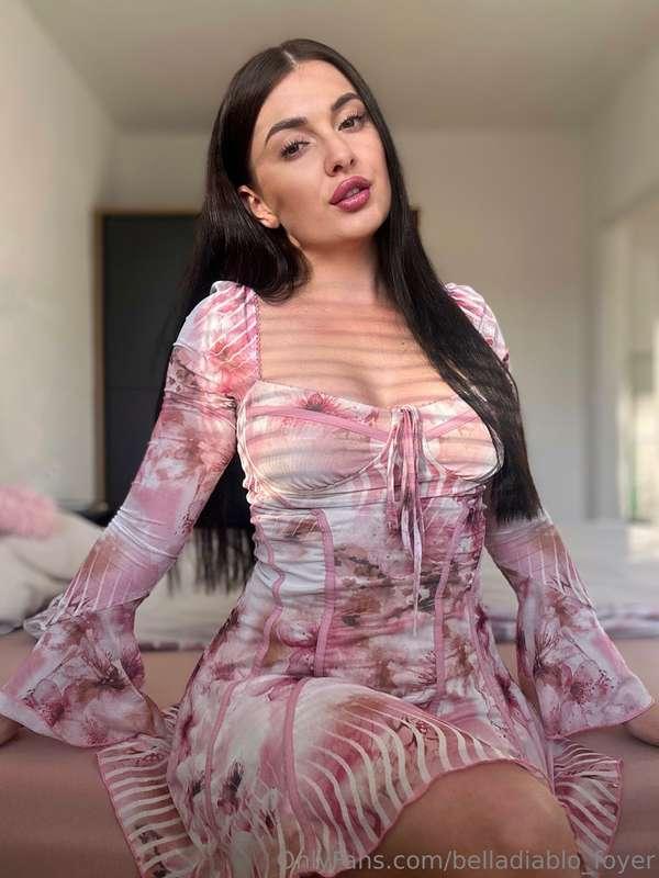 In temples, priestesses embodied the Goddess - their beauty ..