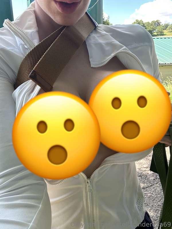 Titten to Go 🍒🌳🏃‍♀️😏👉https://onlyfans.com/1834908088/stellac..