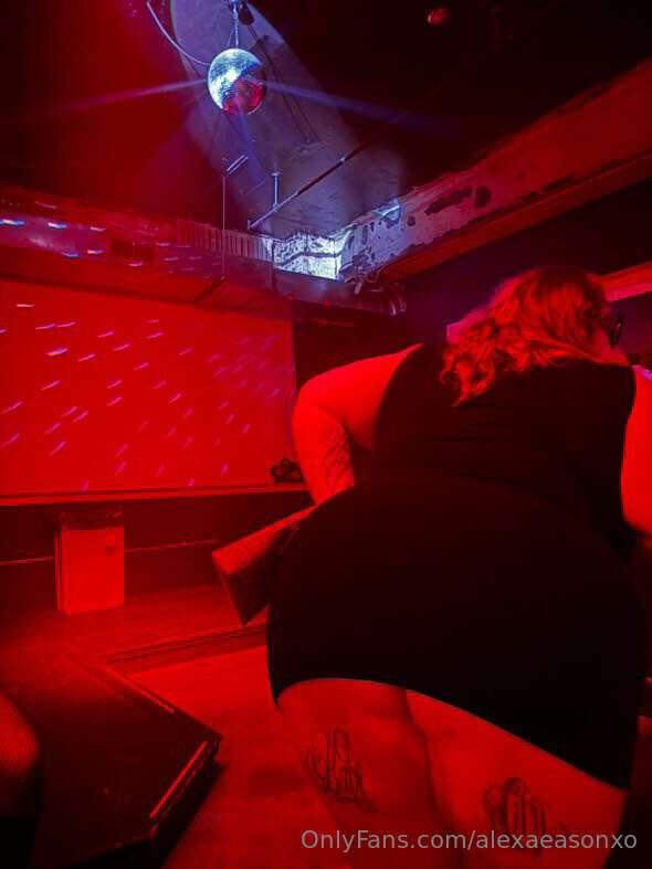 Now I know why everyone was flirting with me at the club 😏