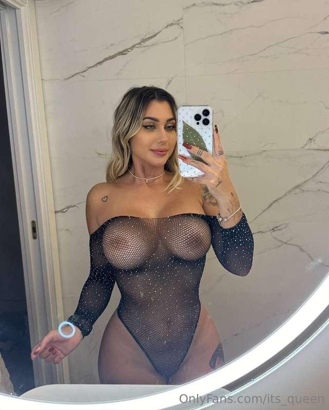 # THE only pussy your cock needs 🤤💦👇 FREE today only ⬇️  @va..