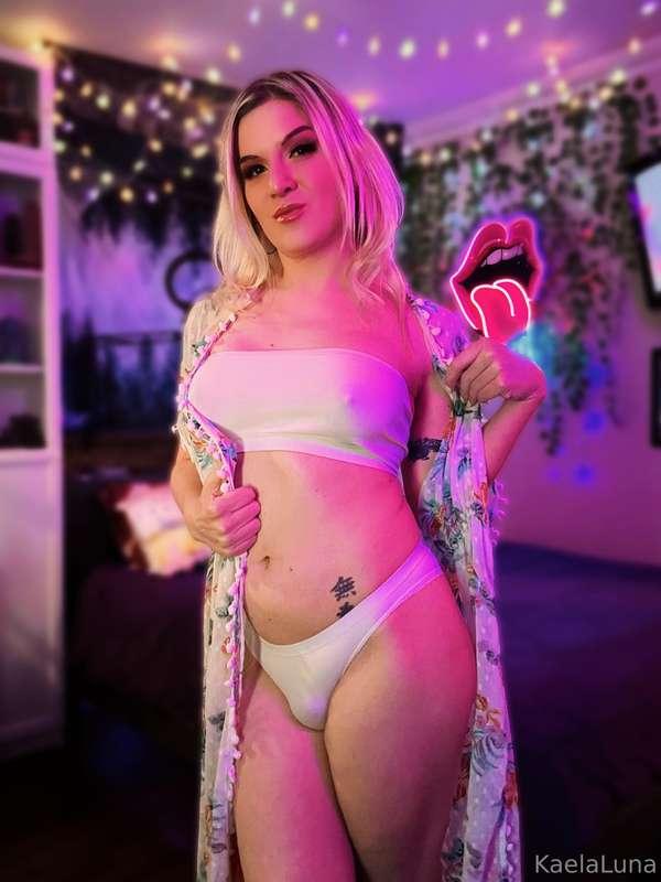 Your dream girlfriend 💕✨