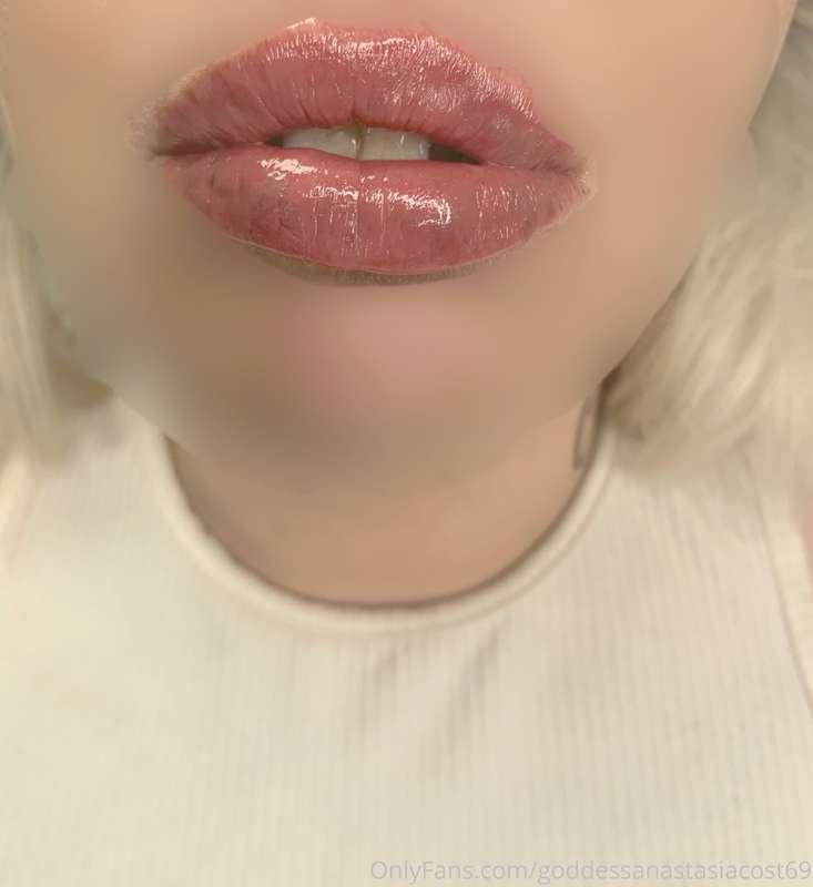 NEW LIPSS FOR UR DICKKK BABY👄🍒💦💦