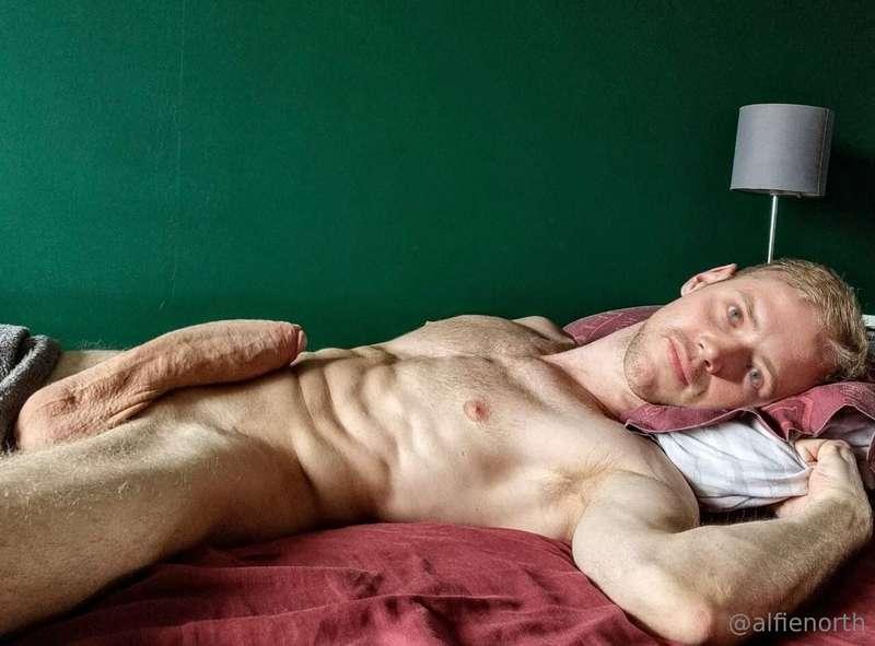 Should I collab with my friend?He really has 12.5 inc cock😱C..