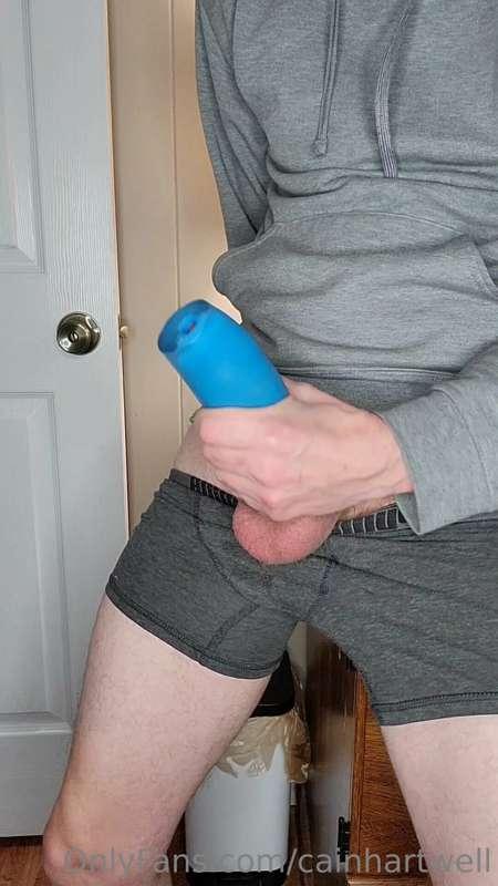 5 minutes using fleshlight to cum before work 💦

no ppv : @c..