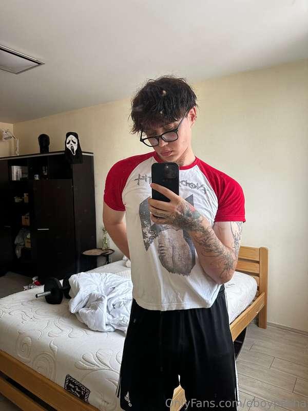 I wanna make your legs shake