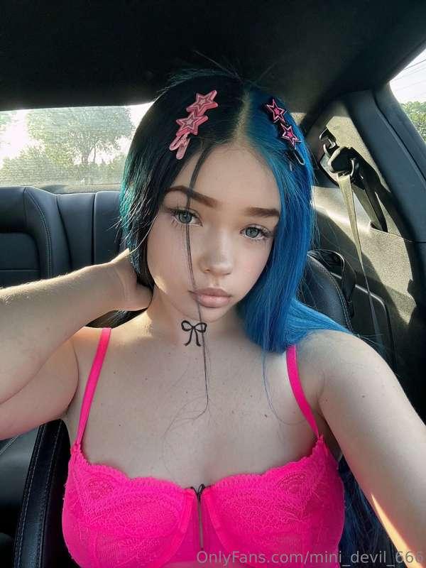 *LIVE SEXTING*
Cutie 😇 @dokilzz 🟢ONLINE NOW🟢
You won't regre..