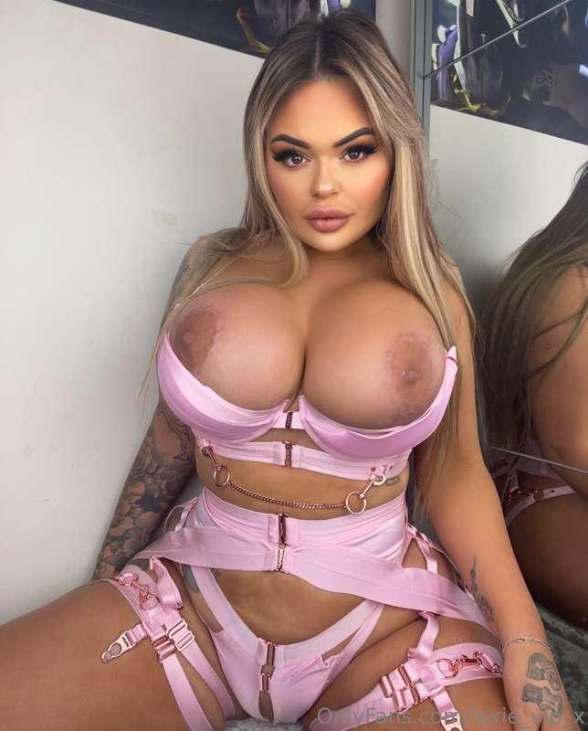 Cute or sexy? 😈