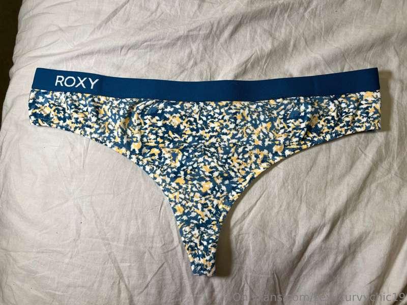 sexycurvychic19 image #18