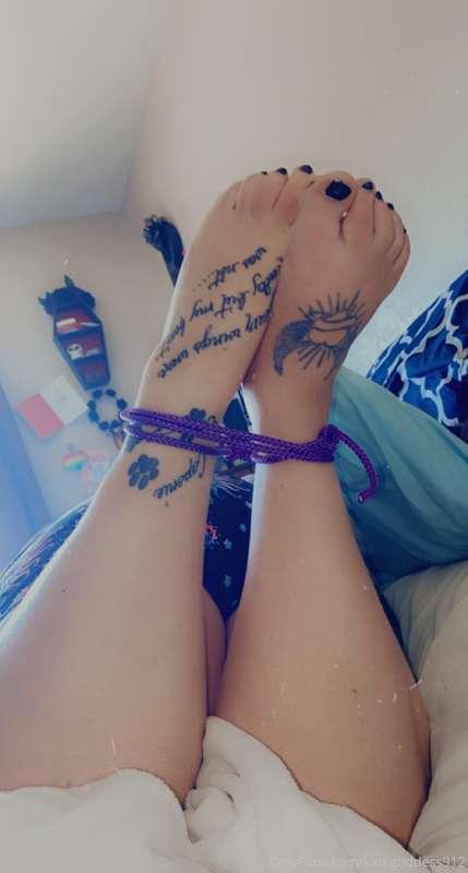 You tie me? Or I tie you? 🥵🥵🥵
