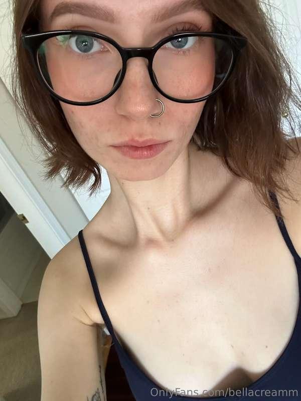 Just a girl with daddy issues Happy belated Father's Day to ..