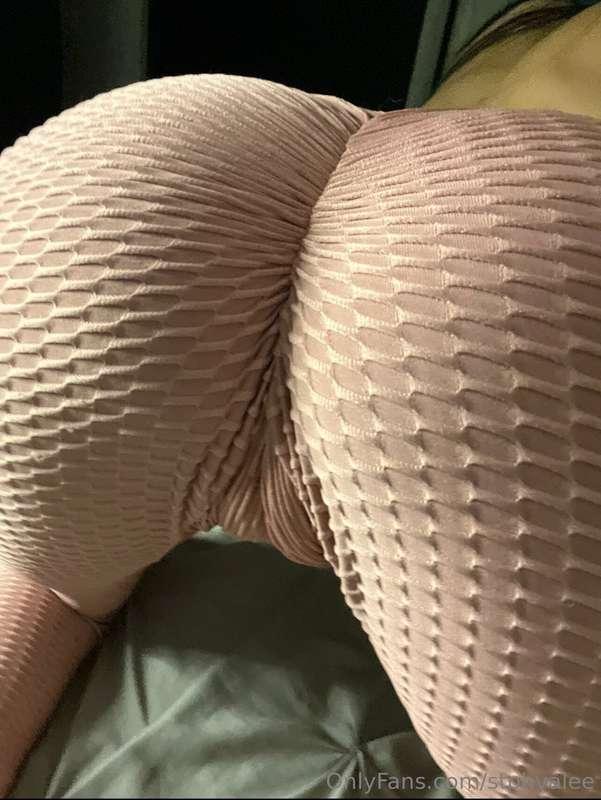 I'm ready for some stretching babe🔥🥵🔥