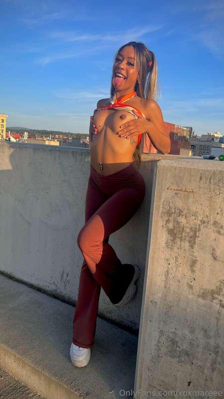 free pic wednesday 🤭 who's ready for a livestream