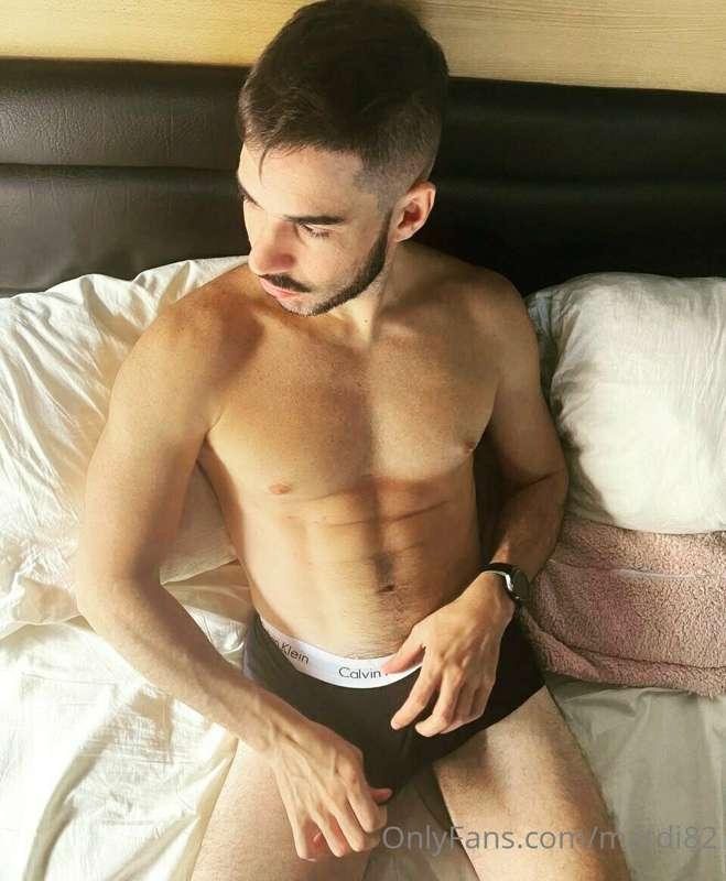 Wanna spy me while i sleep👀😈
