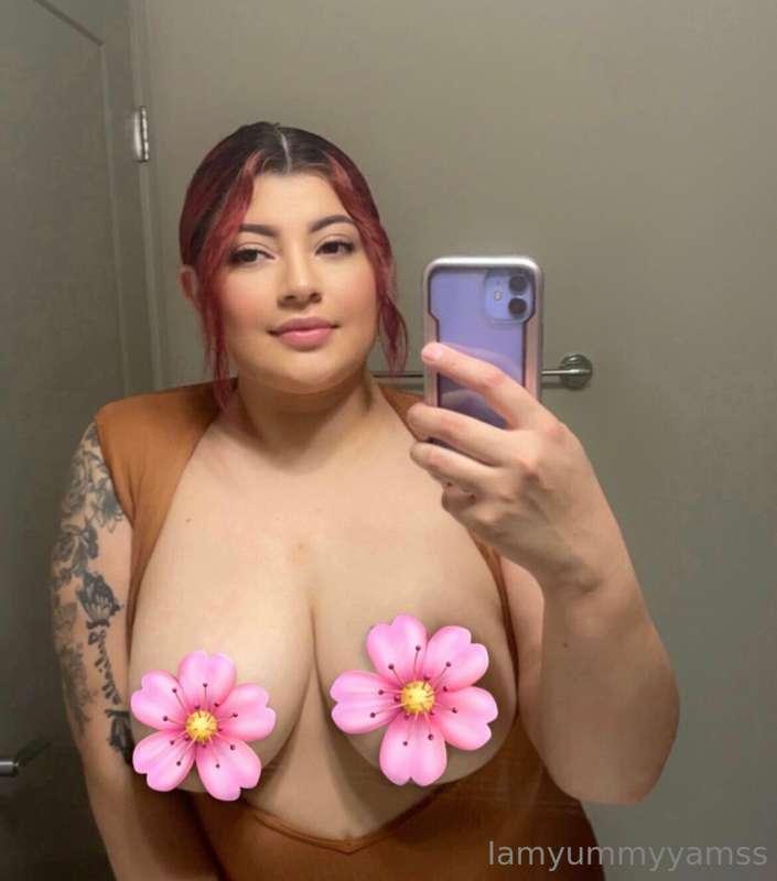 Purchase the uncensored bundle I just sent 🍈🍈😵‍💫
