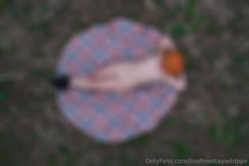 Happy Halloween! Nude Jack-O-Lantern photo shootAll uncensor..