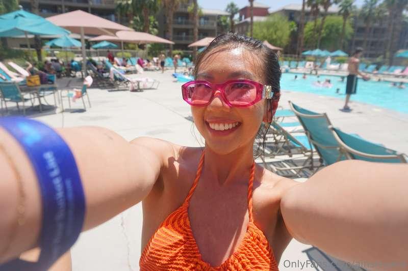 i got the craziest tan lines this weekend 🤪