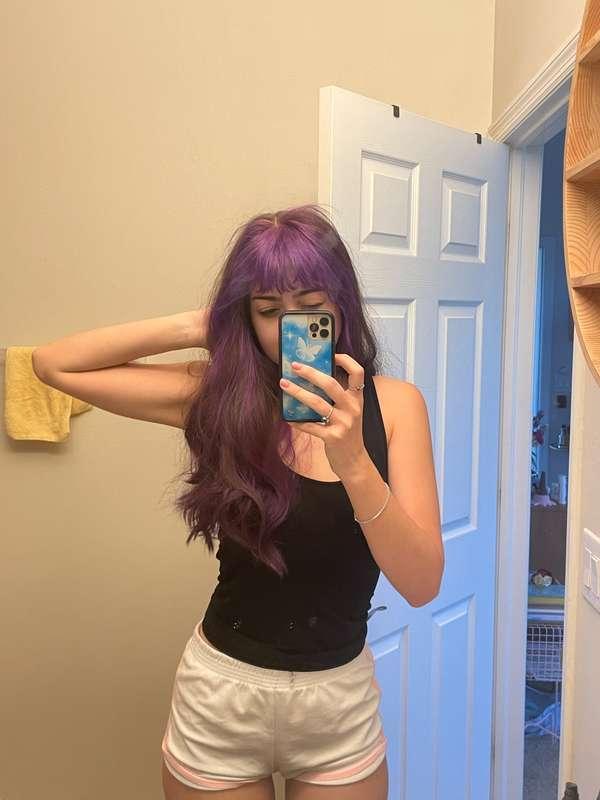 messy hair looks good on me :p