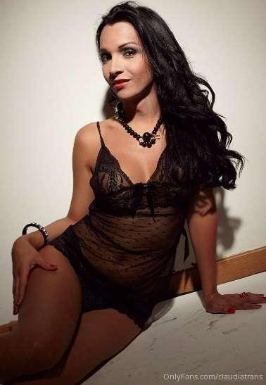 Hola!!! Preparando nuevas entregas, te sorprenderán!!!😏 muy ..