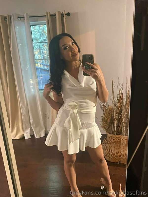 Rip this dress off me 🔥 I'm waiting..